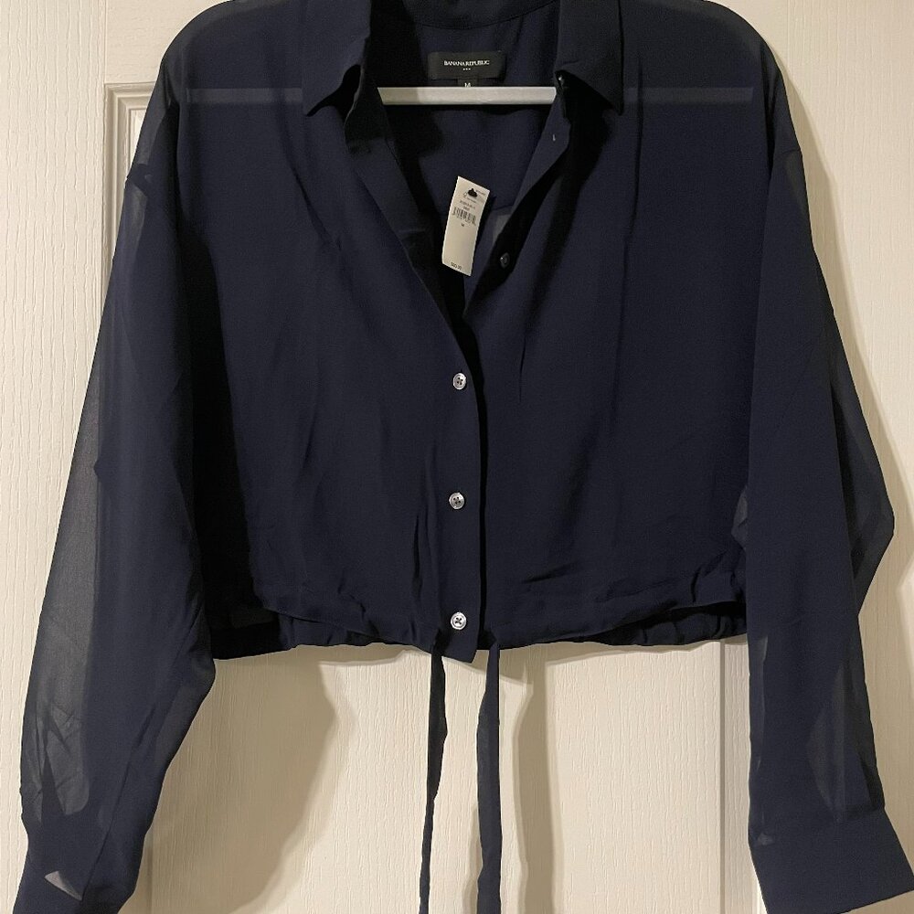 NWT Banana Republic Navy Sheer Georgette Cropped Tie-Front Shirt - Size Medium - Picture 3 of 7